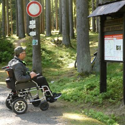 Otevření trasy pro vozíčkáře na Zelenově 17. 5. 2025